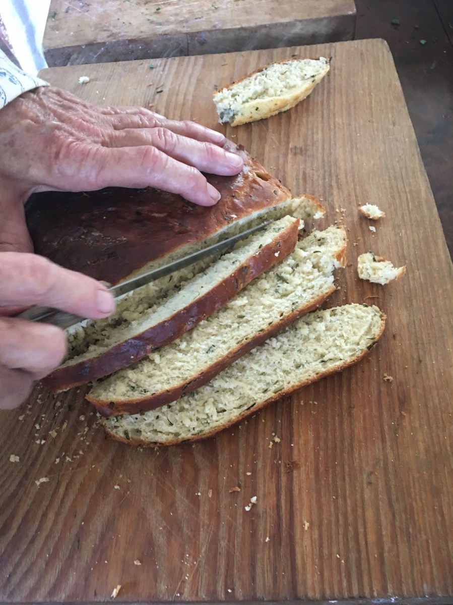 Sliced Onion Herb Bread