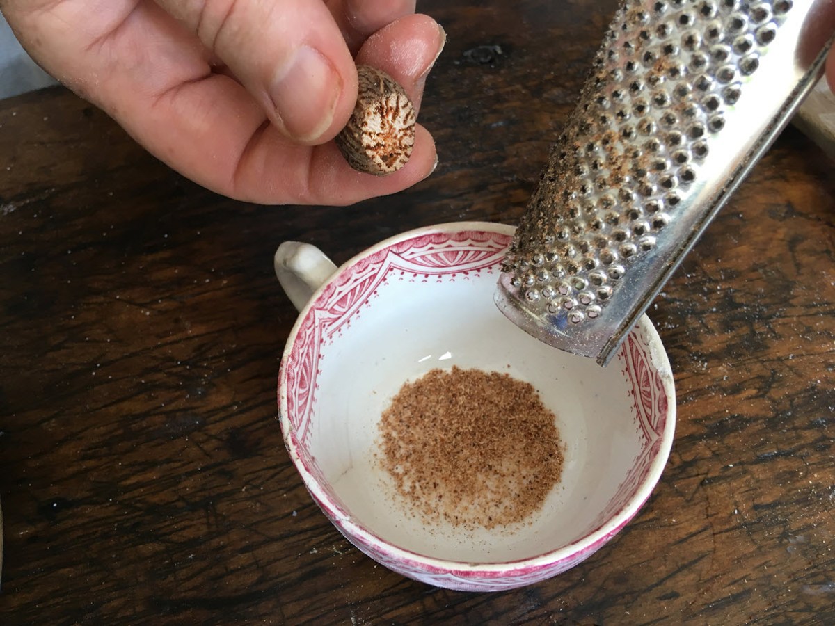 Grating nutmeg